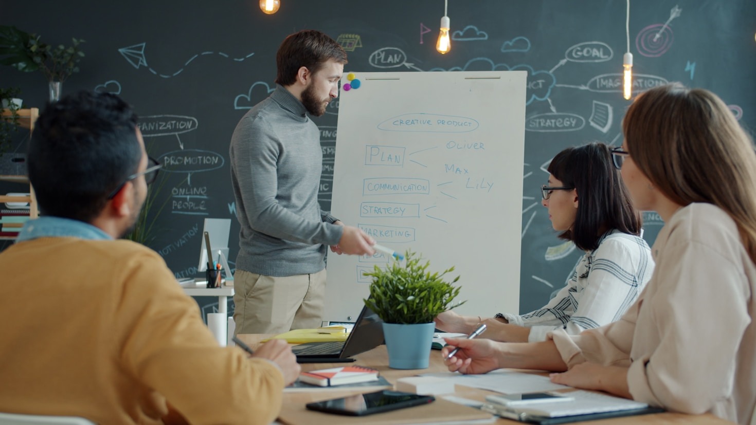 How Customized Consulting Unlocks Sustainable Commercial Growth
